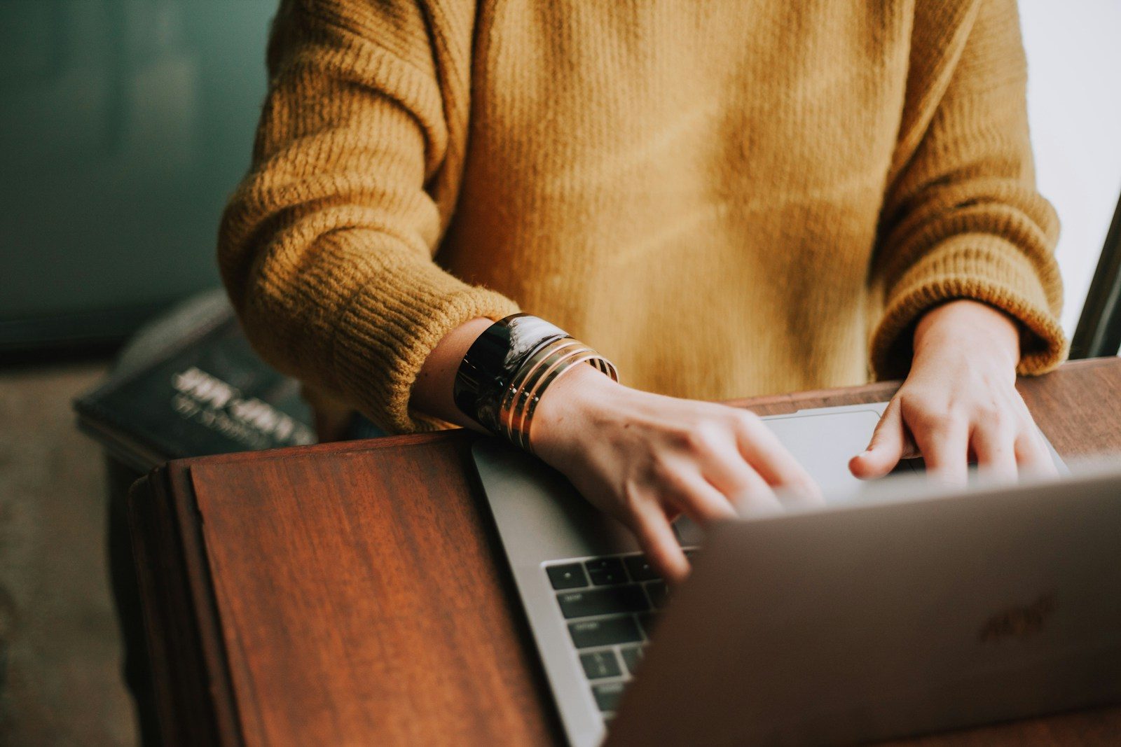 8 Ways to Turn Your Side Hustle Into Real Income