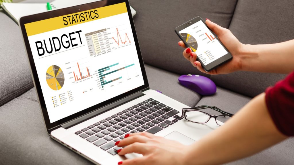 7 Smart Ways to Protect Your Budget When Rising Fuel Costs Affect Everyday Life