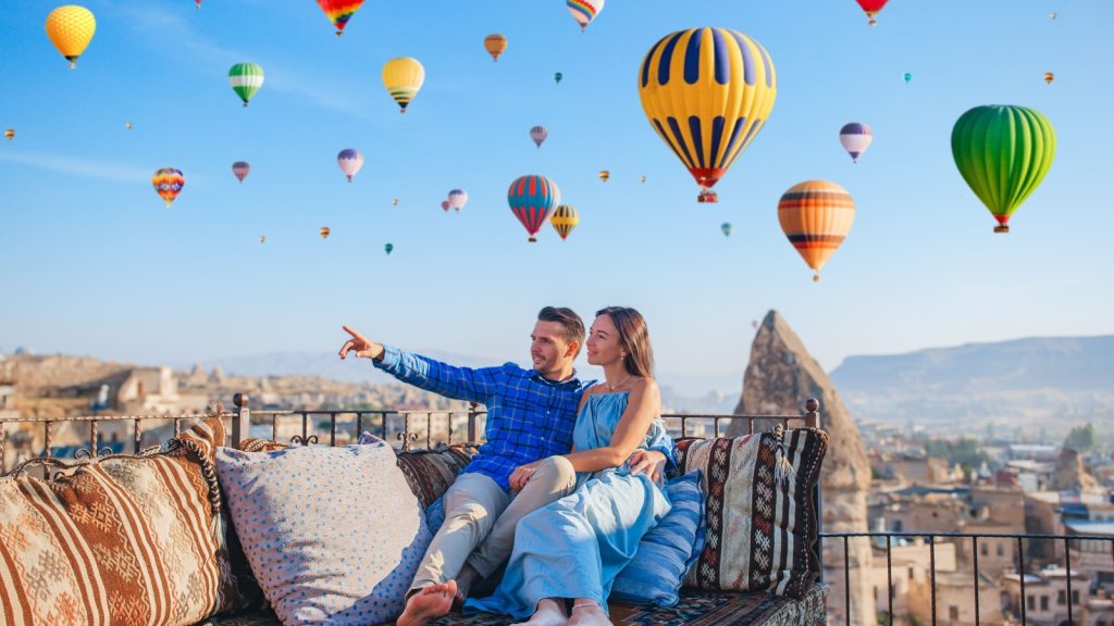 8 Surprisingly Smart Honeymoon Habits That Help Newlyweds Recover From Wedding Burnout