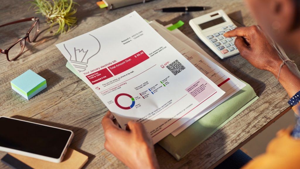 8 Simple Home Changes That Can Quietly Lower Your Electricity Bill Every Month