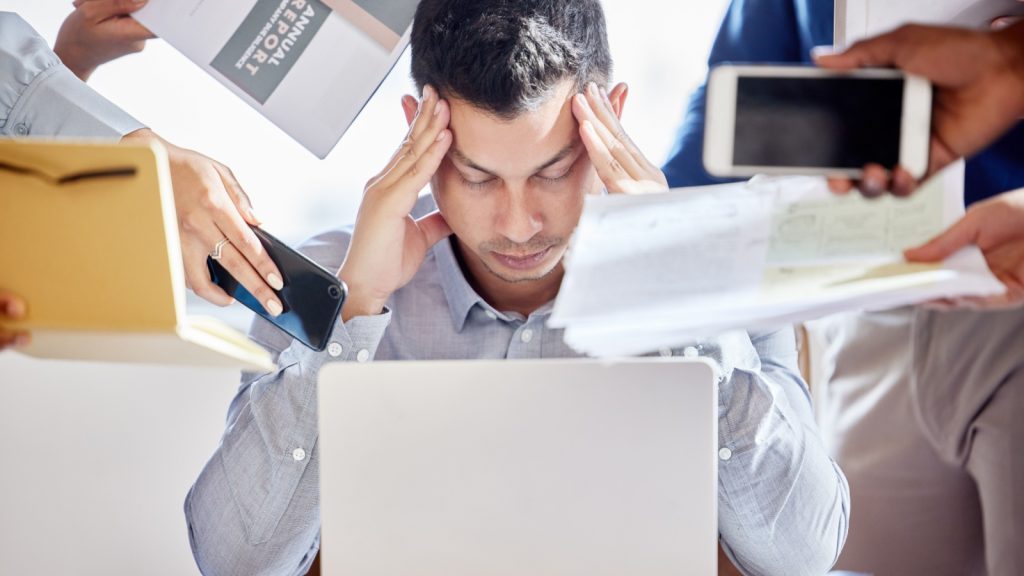 8 Smart Mindset Shifts That Help You Take Back Control When Life Feels Chaotic