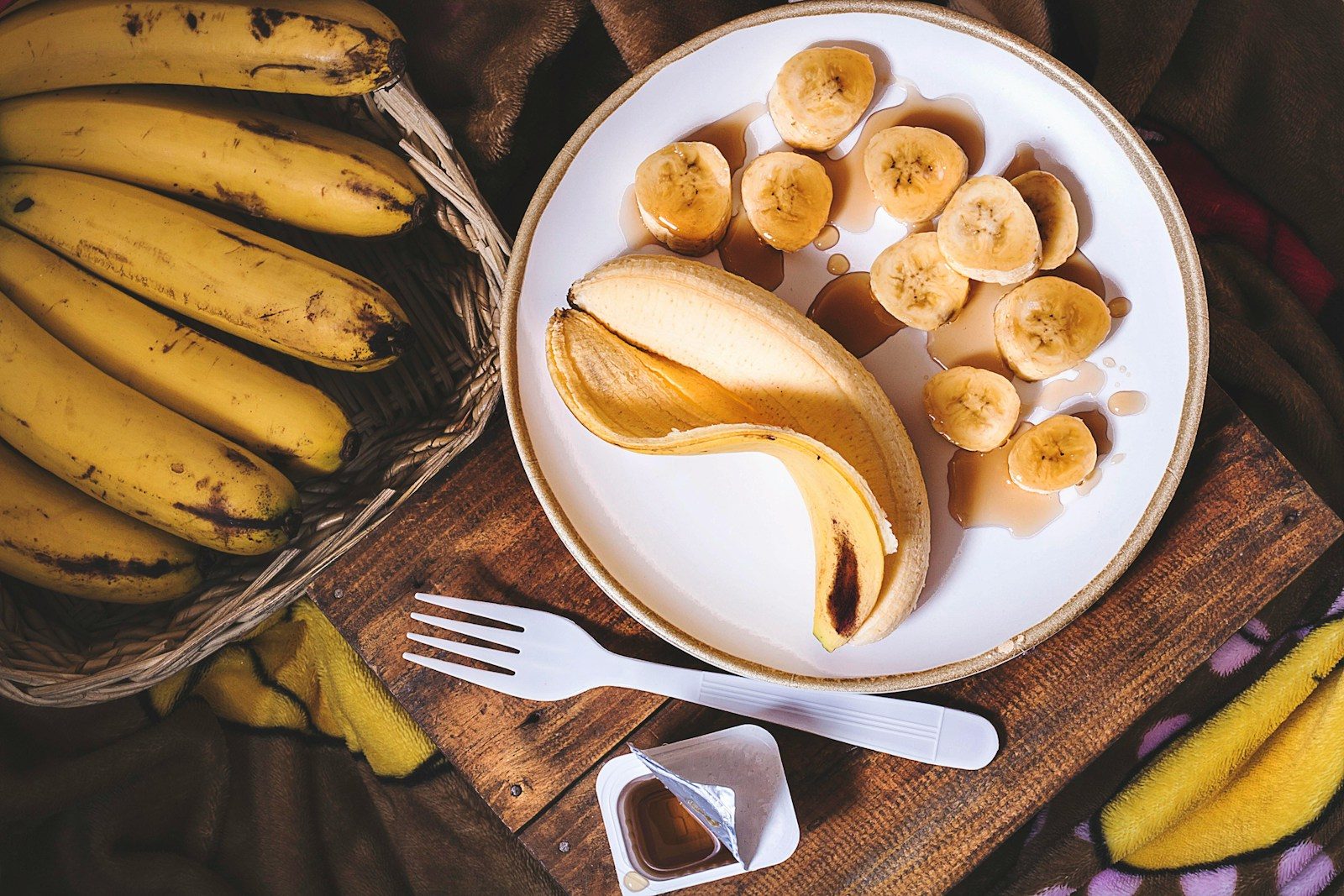 9 Surprising Changes That Can Come From Eating Bananas Every Day