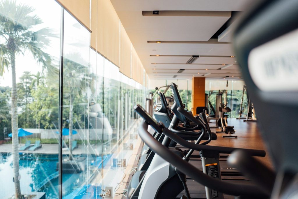 a treadmill in a room