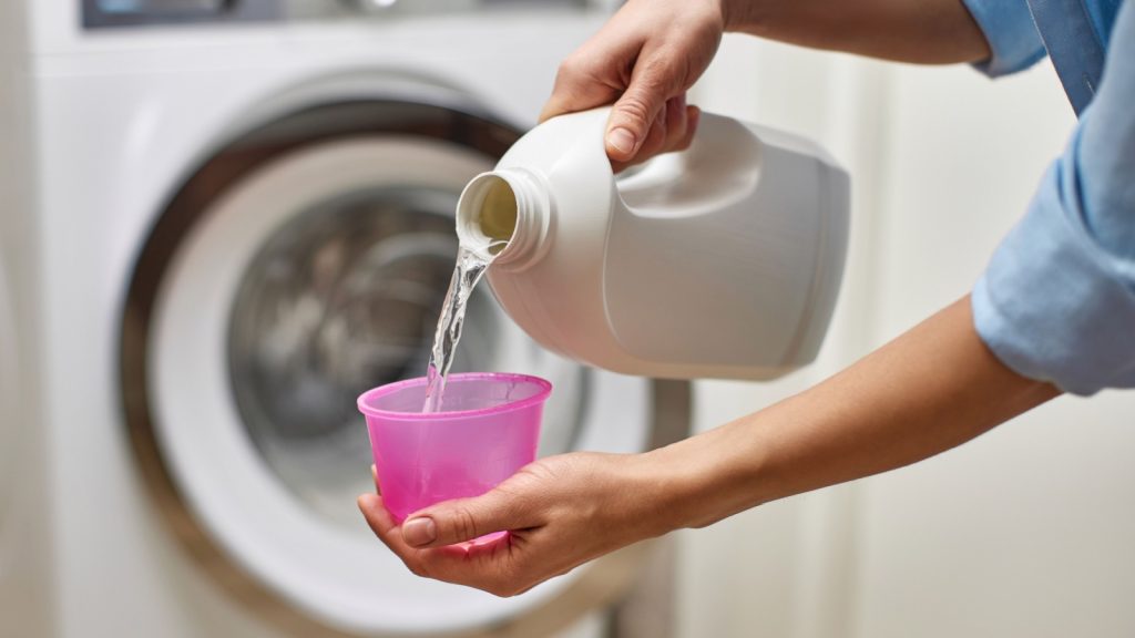 The Laundry Detergent Mistakes That Quietly Raise Your Grocery Bill