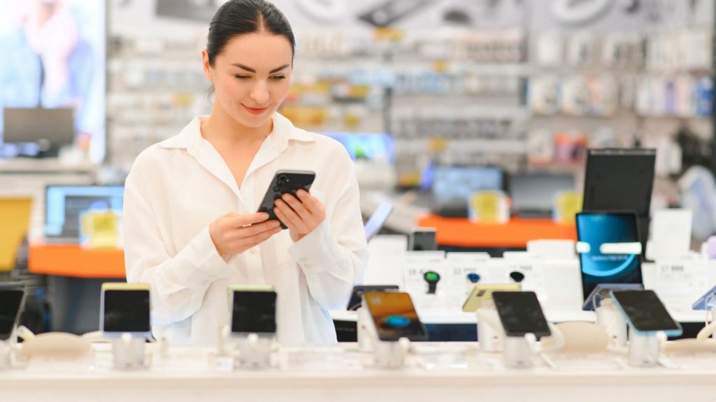 8 Smart Technology Trade-In Tips That Can Put More Money Back in Your Pocket