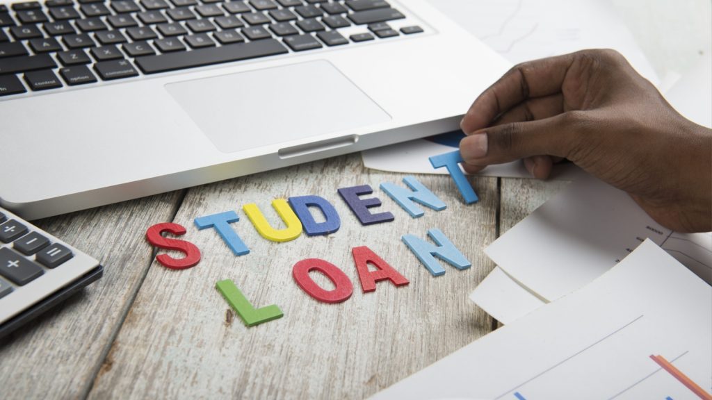 The Private Student Loan Details That Can Make a Big Difference